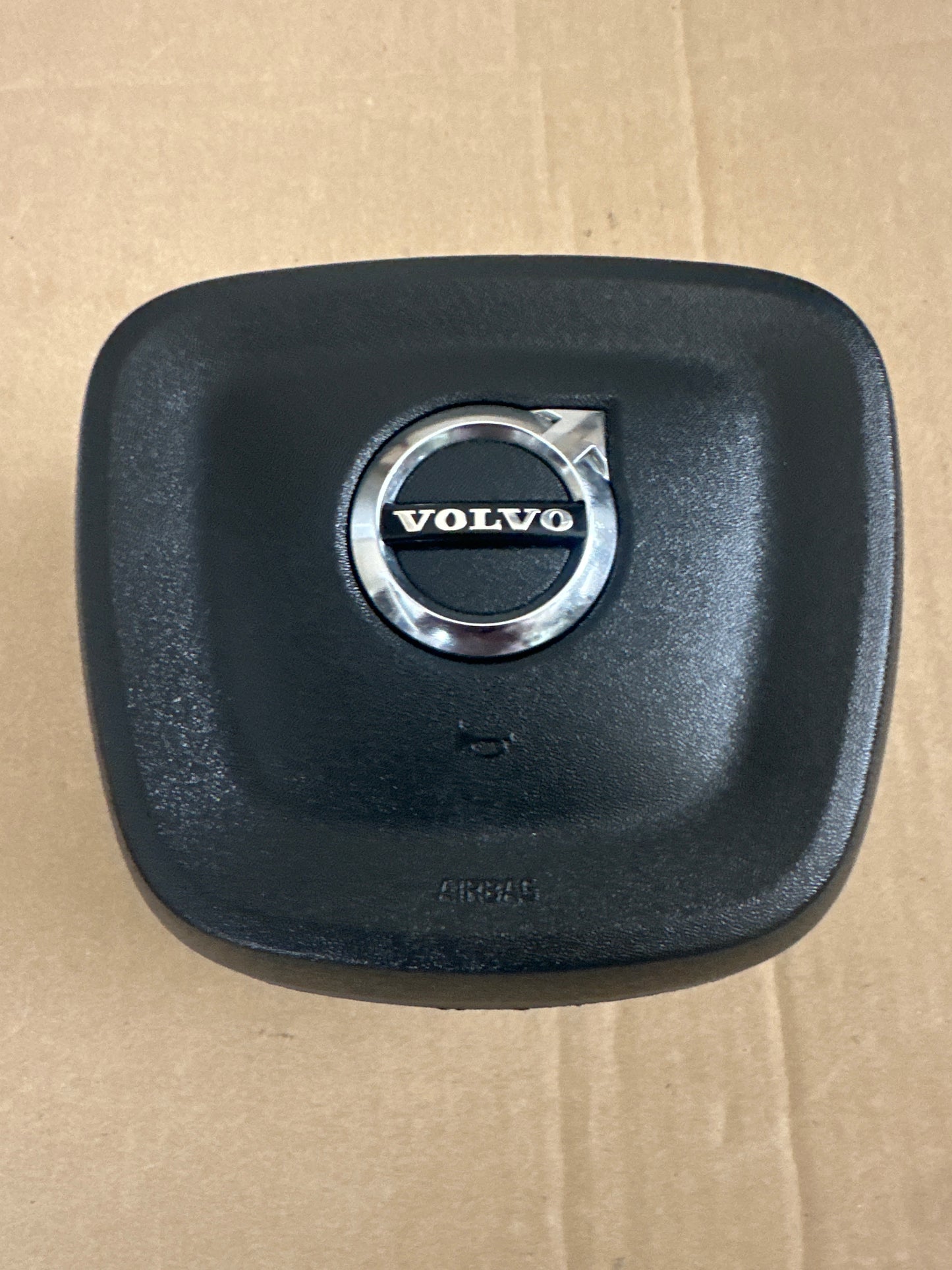 2018 2019 2020 2021 2022 2023 2024 2025 Volvo xc60 steering wheel airbag used oem black