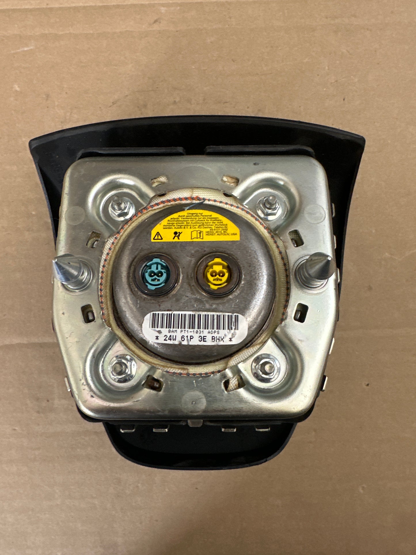 2019 2020 2021 2022 2023 ford ranger steering airbag used oem black