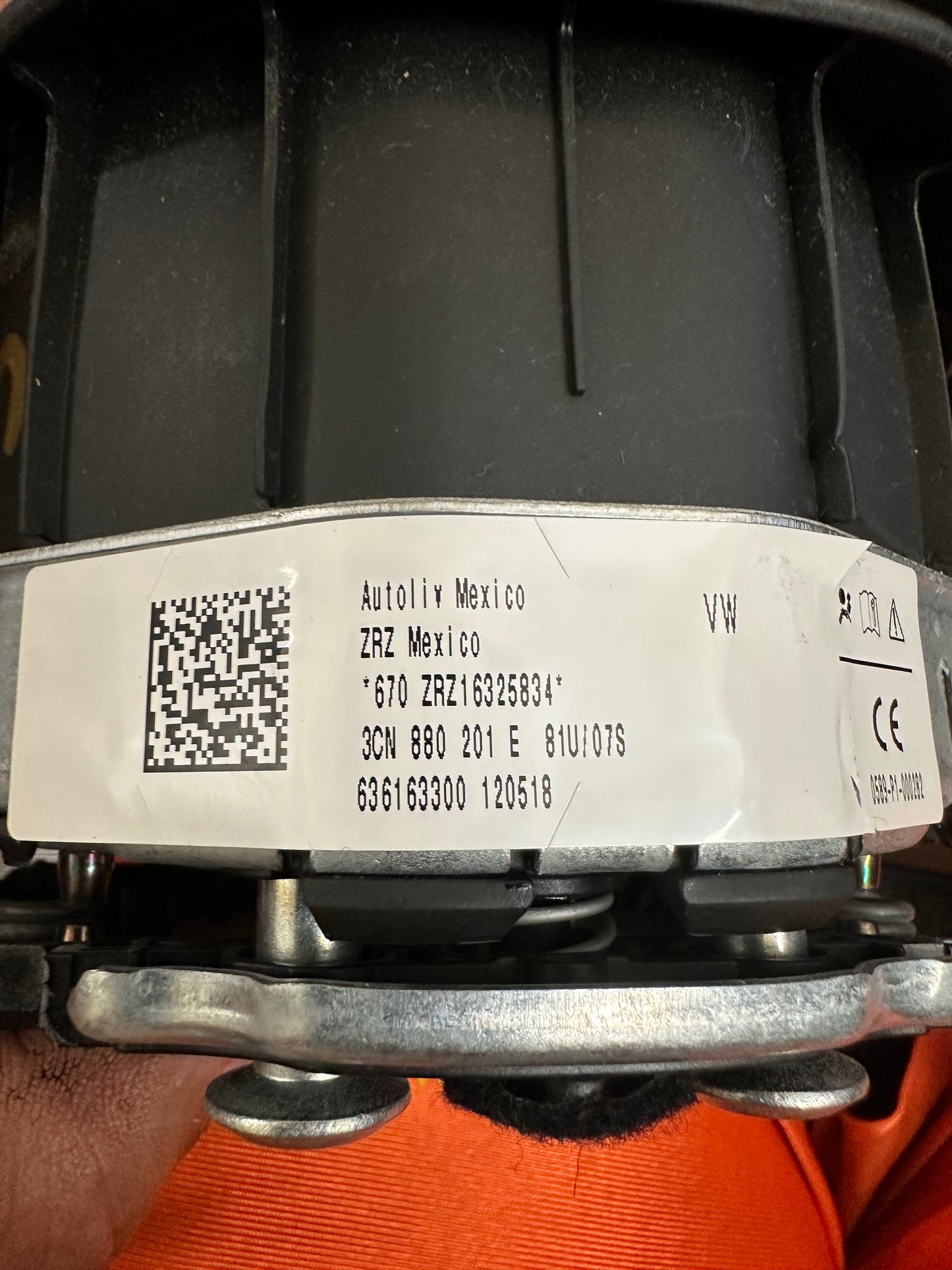 2018 2019 2020 VW atlas Steering Wheel Airbag Used OEM Black 3cn880201e