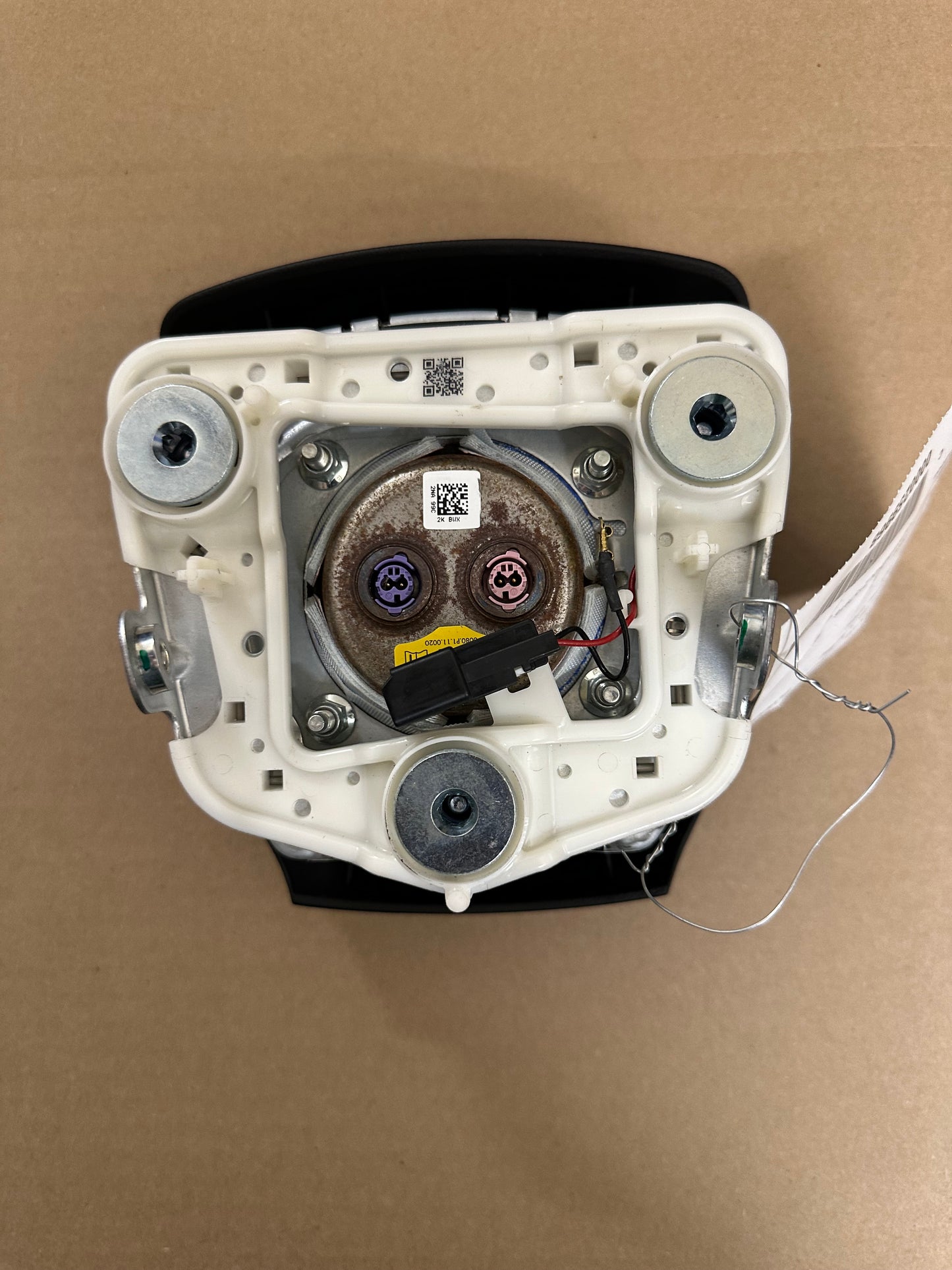 2020 2021 2020 Chevrolet Silverado 1500 2500 3500 Steering Wheel Airbag Used OEM Black