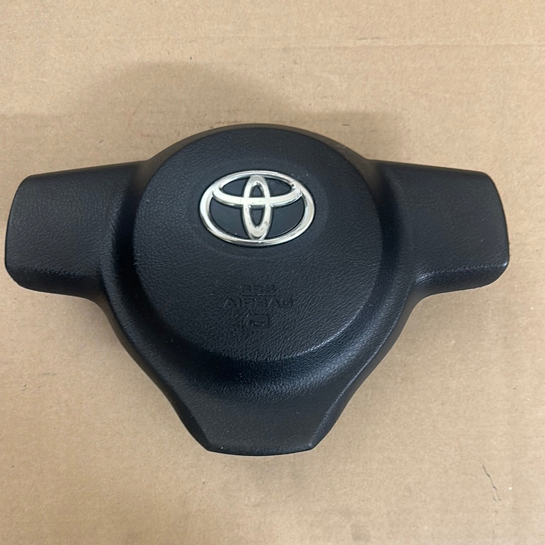 2012 2013 2014 2015 2016 2017 Toyota Yaris Steering Wheel Airbag Used OEM Black