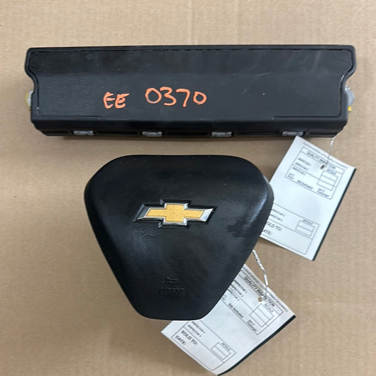 2017 2018 2019 2020 2021 2022 Chevrolet Malibu Steering Wheel Airbag Knee Airbag Set Used OEM Black