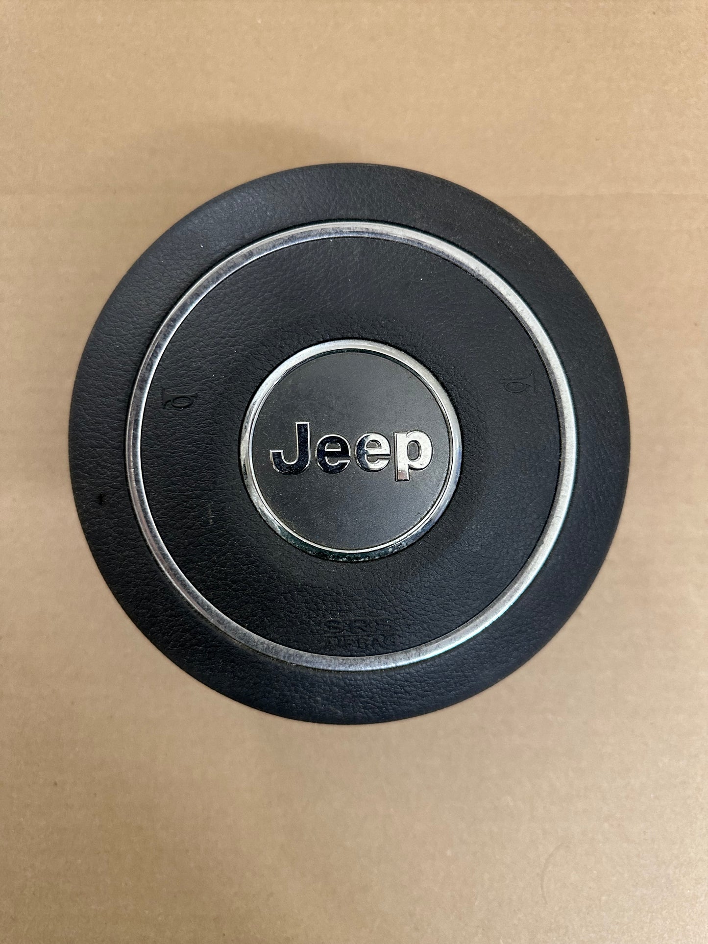 2011 2012 Jeep Liberty Steering Wheel Airbag Used OEM Black