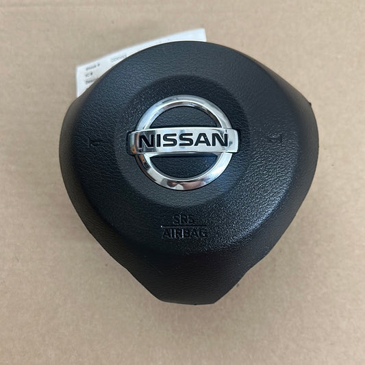 2016 2017 2018 Nissan Maxima Steering Wheel Airbag Used OEM Black